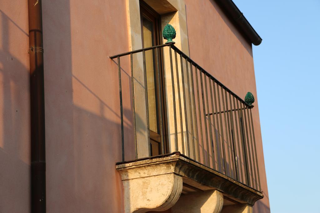 Antica Gebbia Guest House Syracuse Exterior photo
