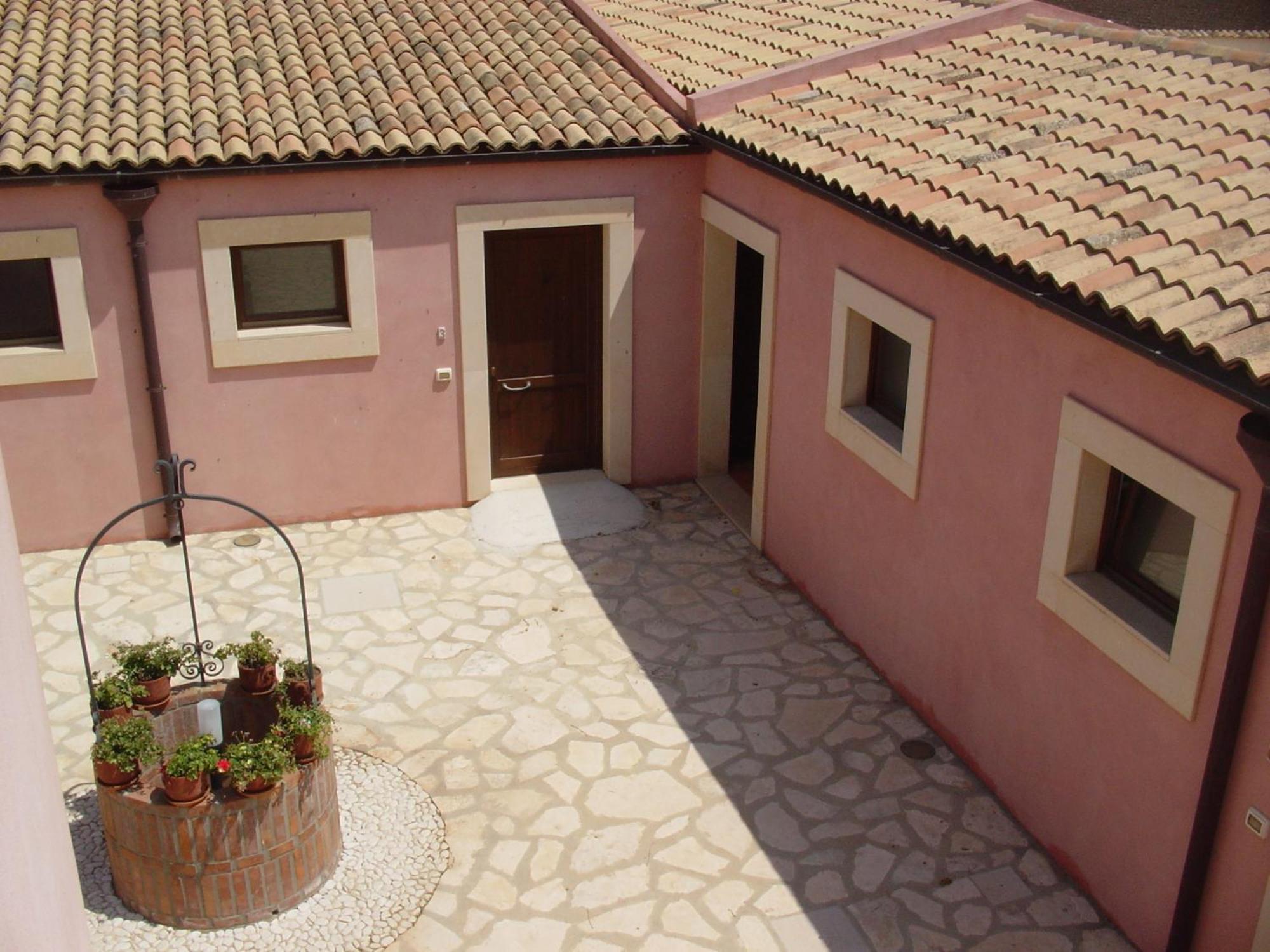 Antica Gebbia Guest House Syracuse Exterior photo